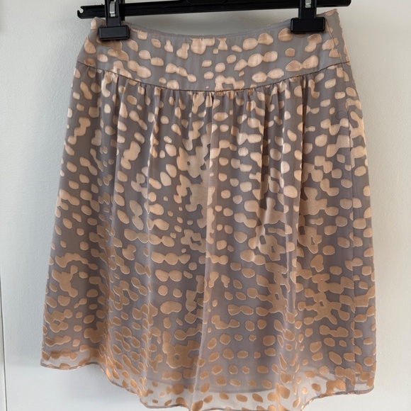 Club Monaco silk mini skirt - Picture 3 of 3